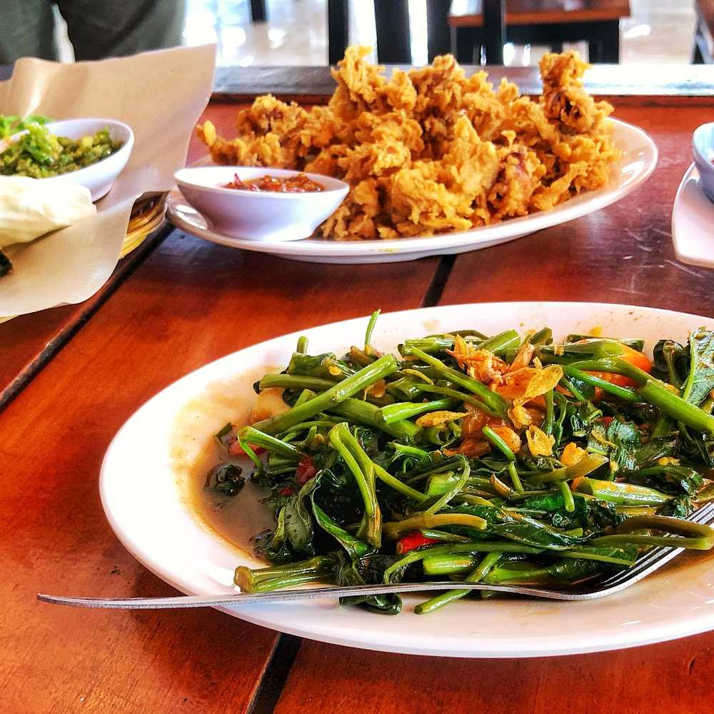 Kuliner Aan Ping Lao