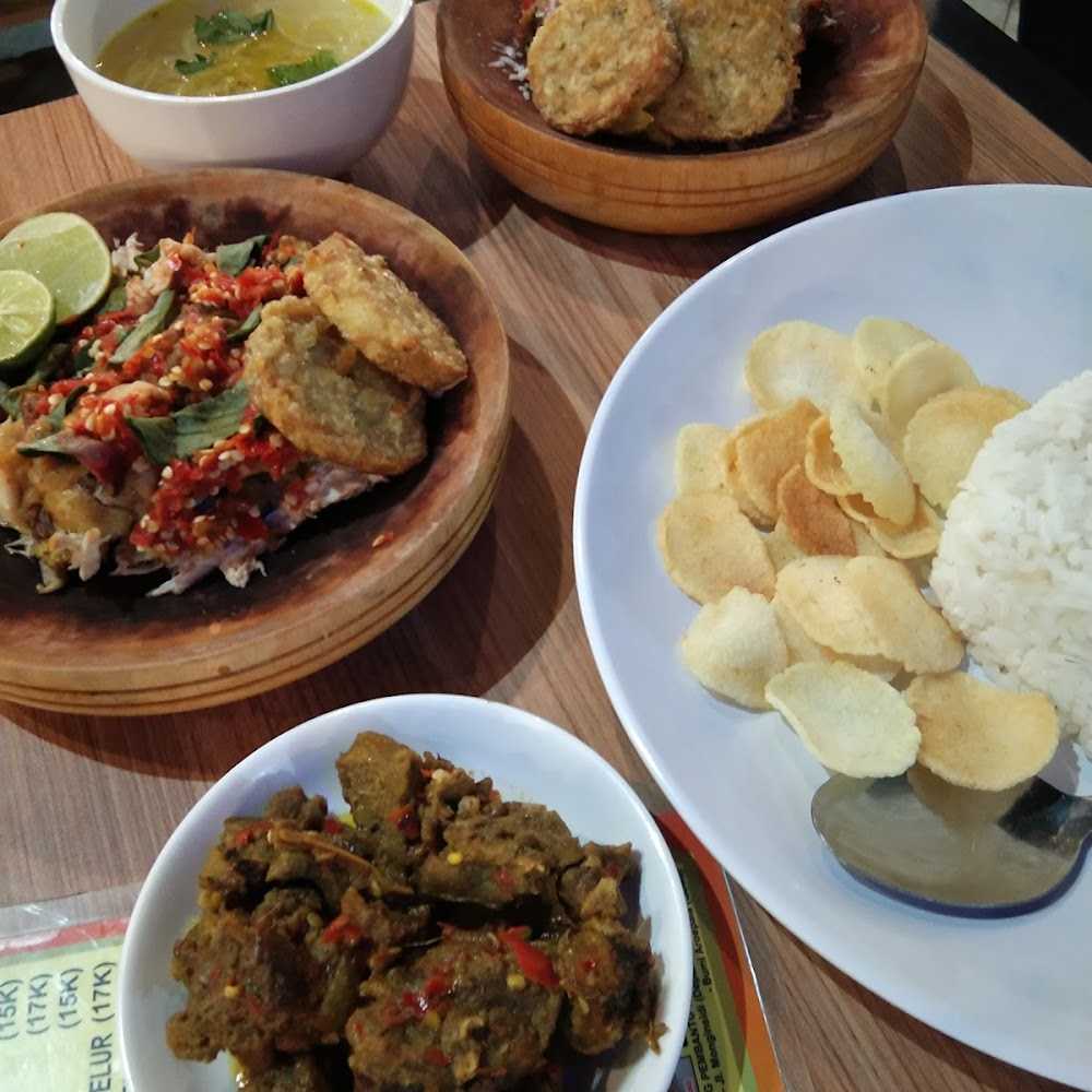 Kuliner HaengBok Restaurant