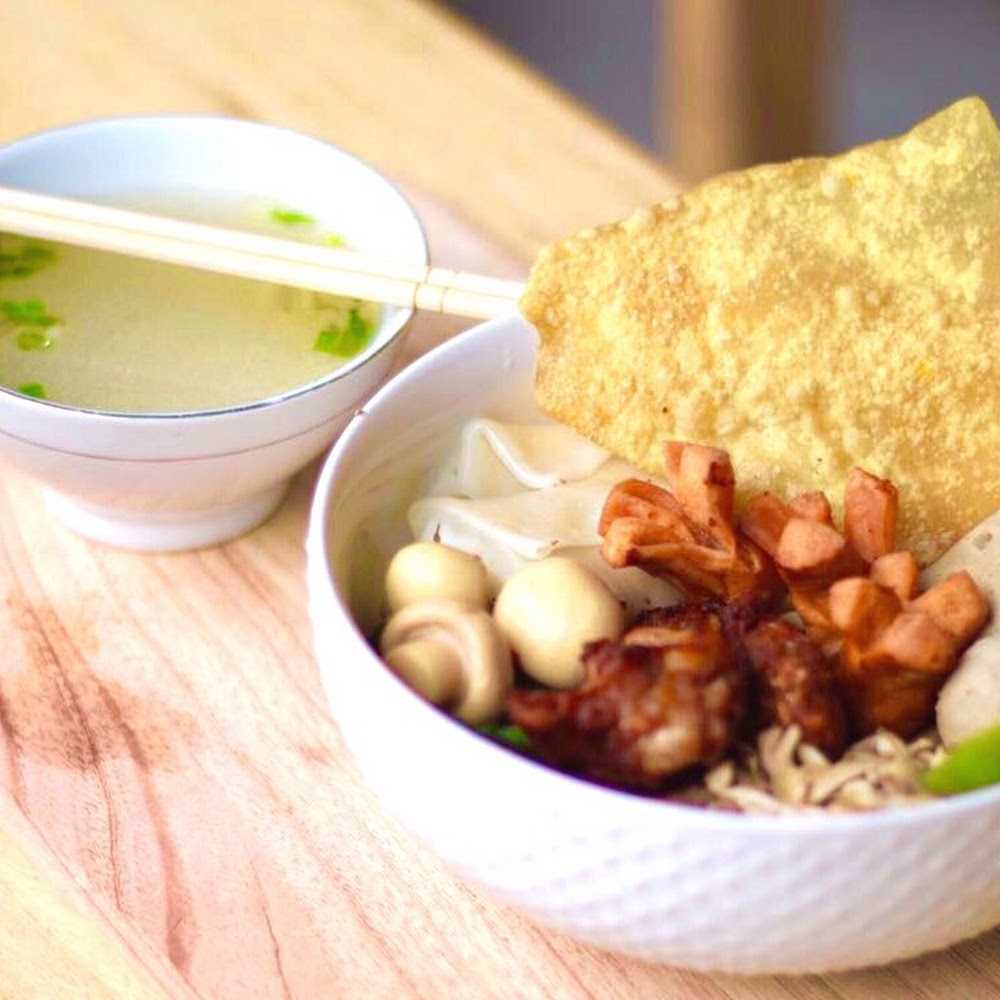 Kuliner Ariij Kitchen Makassar ( Palekko & Boba Milkshake )