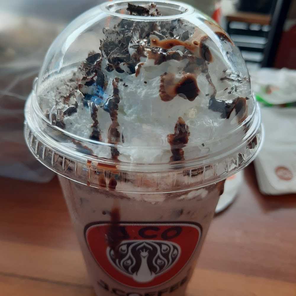 Kuliner J.CO Donuts & Coffee Ringroad City Walk