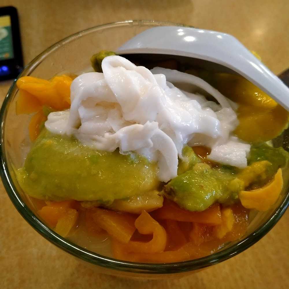 Kuliner Warung Tempe Penyet Mbak Noer