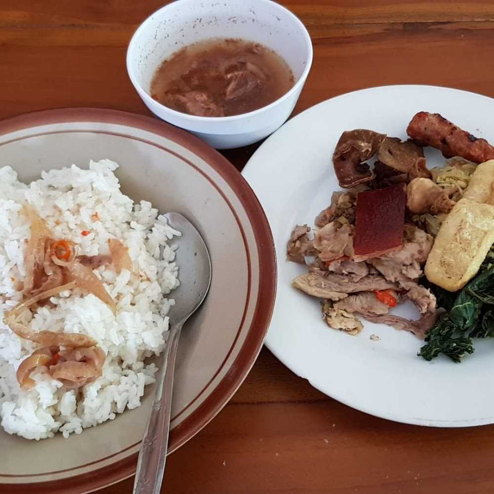 Kuliner MIXUE RAYA SESETAN
