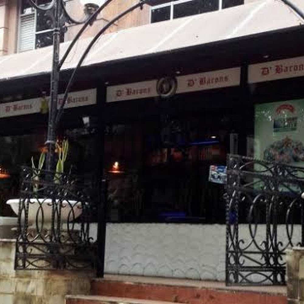 Kuliner Barons Pub