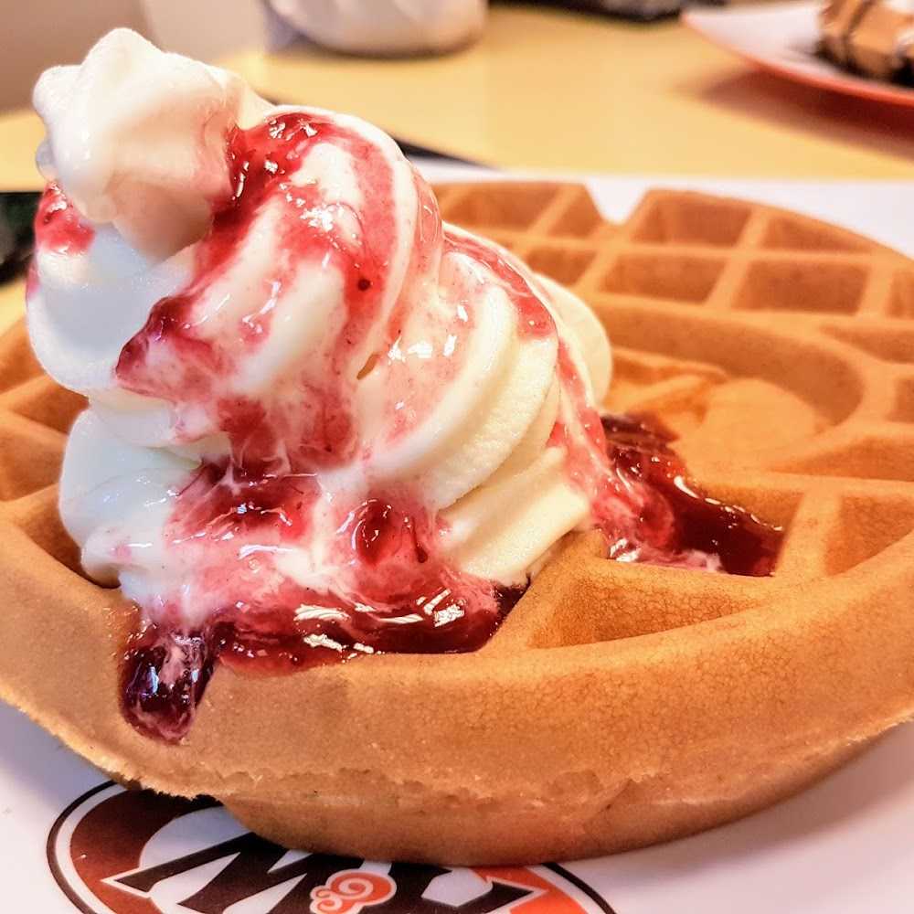 Kuliner A&W Restoran - Carrefour MT Haryono