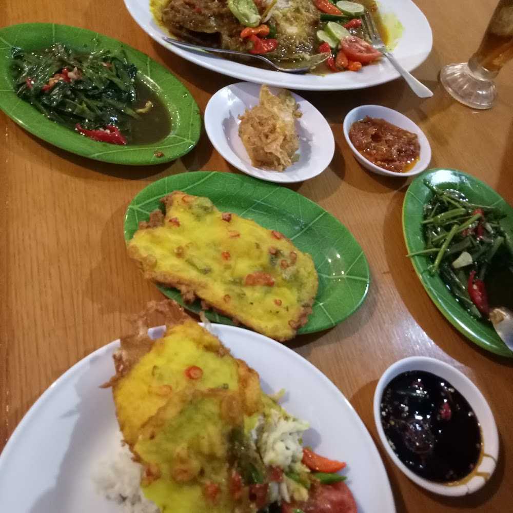 Kuliner Kopi Kenangan - Epicentrum Walk