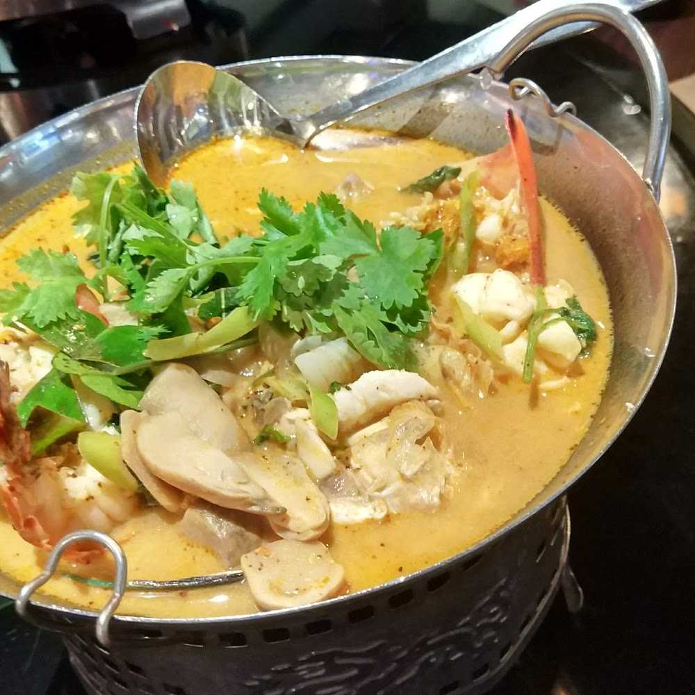 Kuliner The Jaya Pub