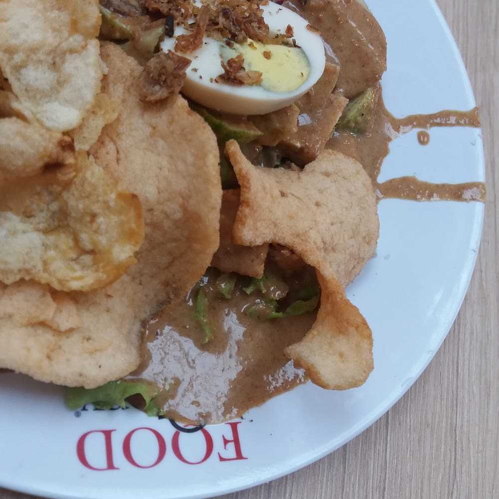 Kuliner Rumah Putih