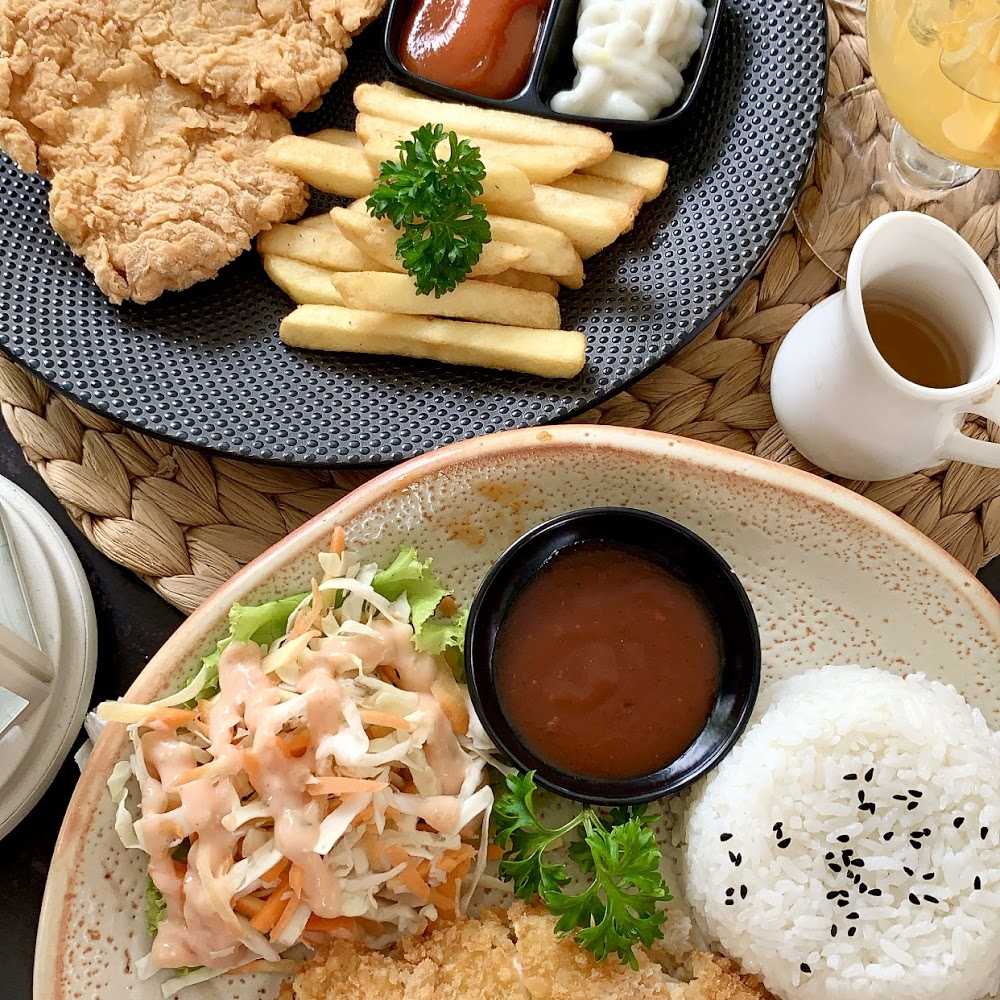 Kuliner The Jaya Pub