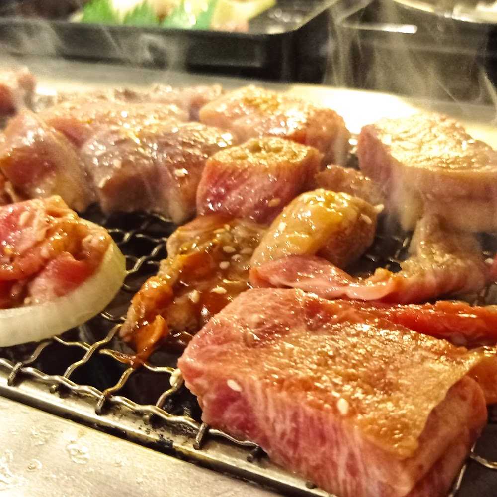 Kuliner MIXUE RAYA SESETAN