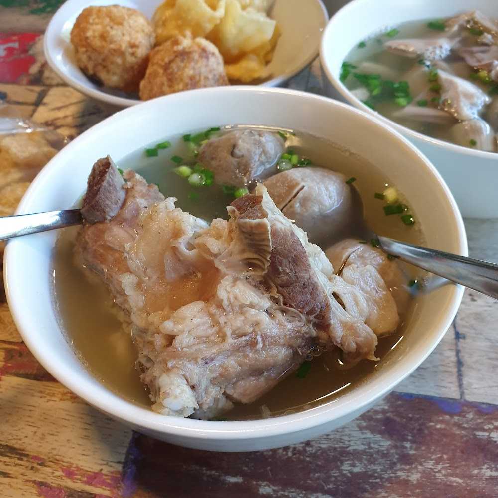 Kuliner MIXUE RAYA SESETAN