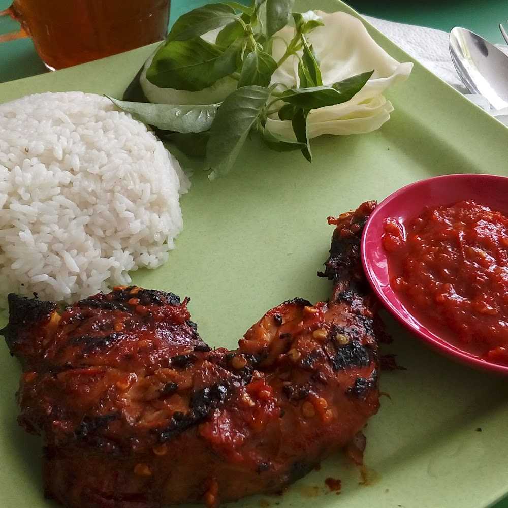 Kuliner Surabi Renon Khas Bandung