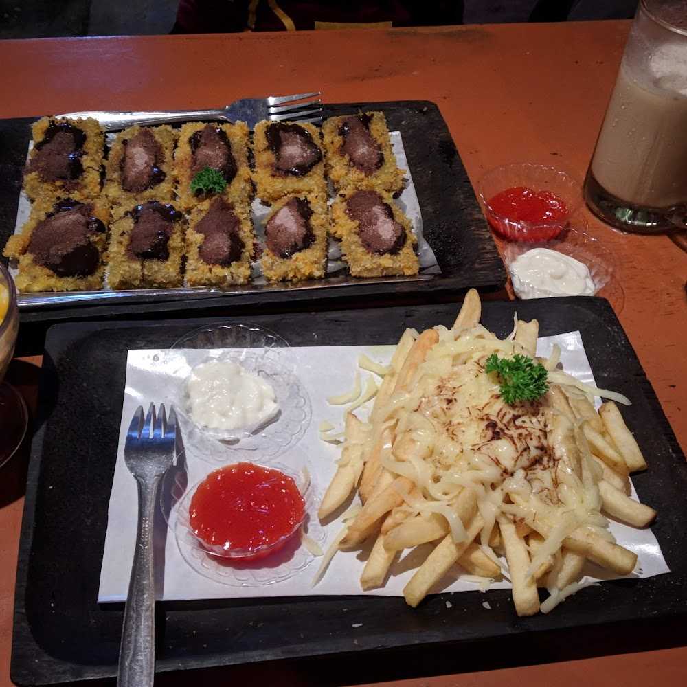 Kuliner Warung Sari Manis