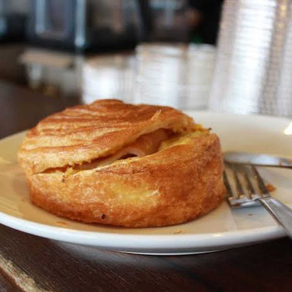 Kuliner Kopi Kenangan - Epicentrum Walk