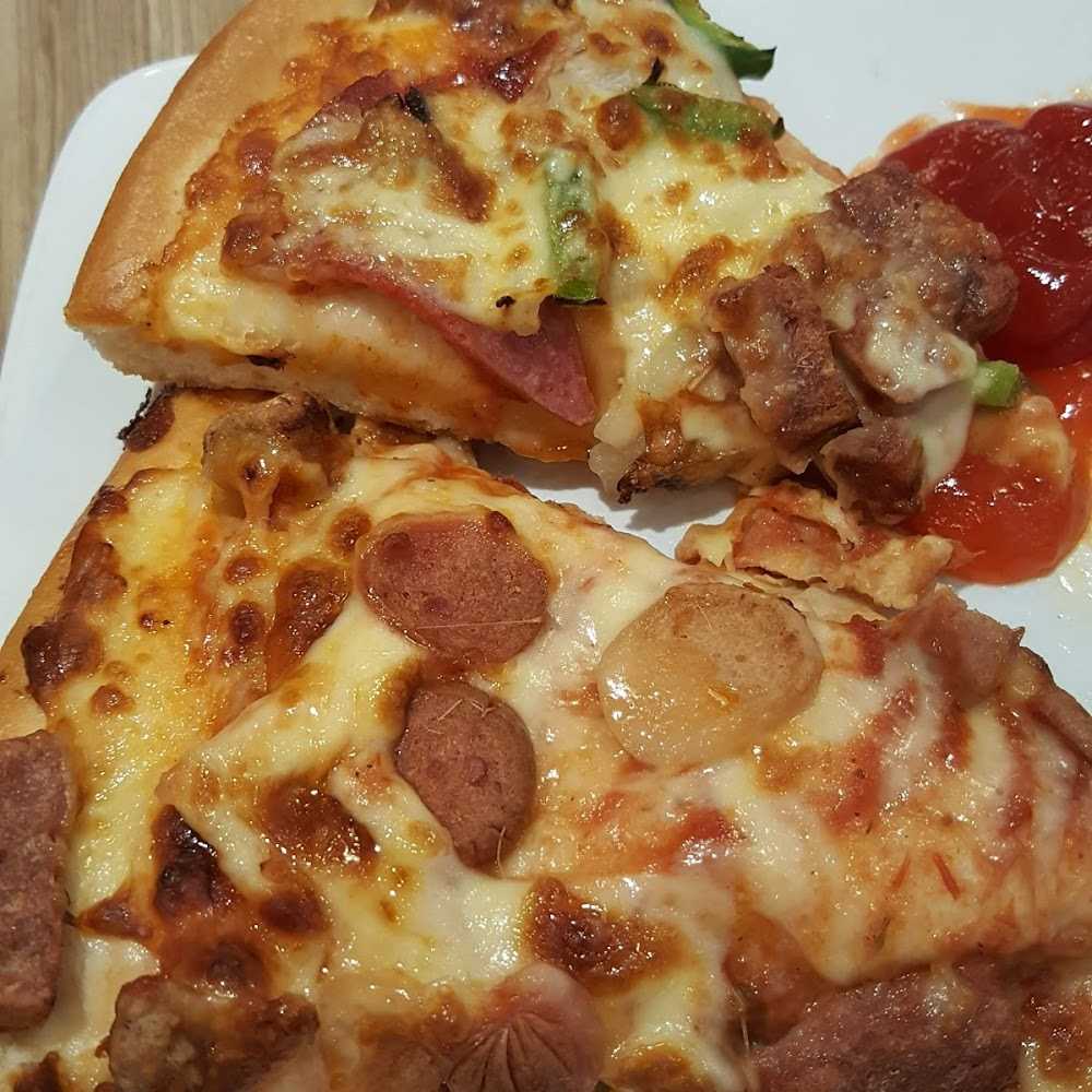 Kuliner Pizza Hut Restoran - Blok M Plaza