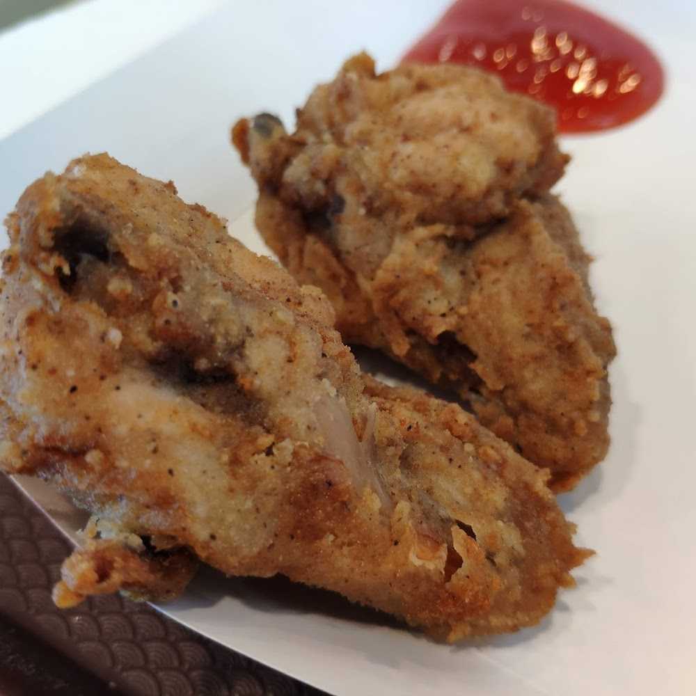 Kuliner Domino's Pizza Semanan