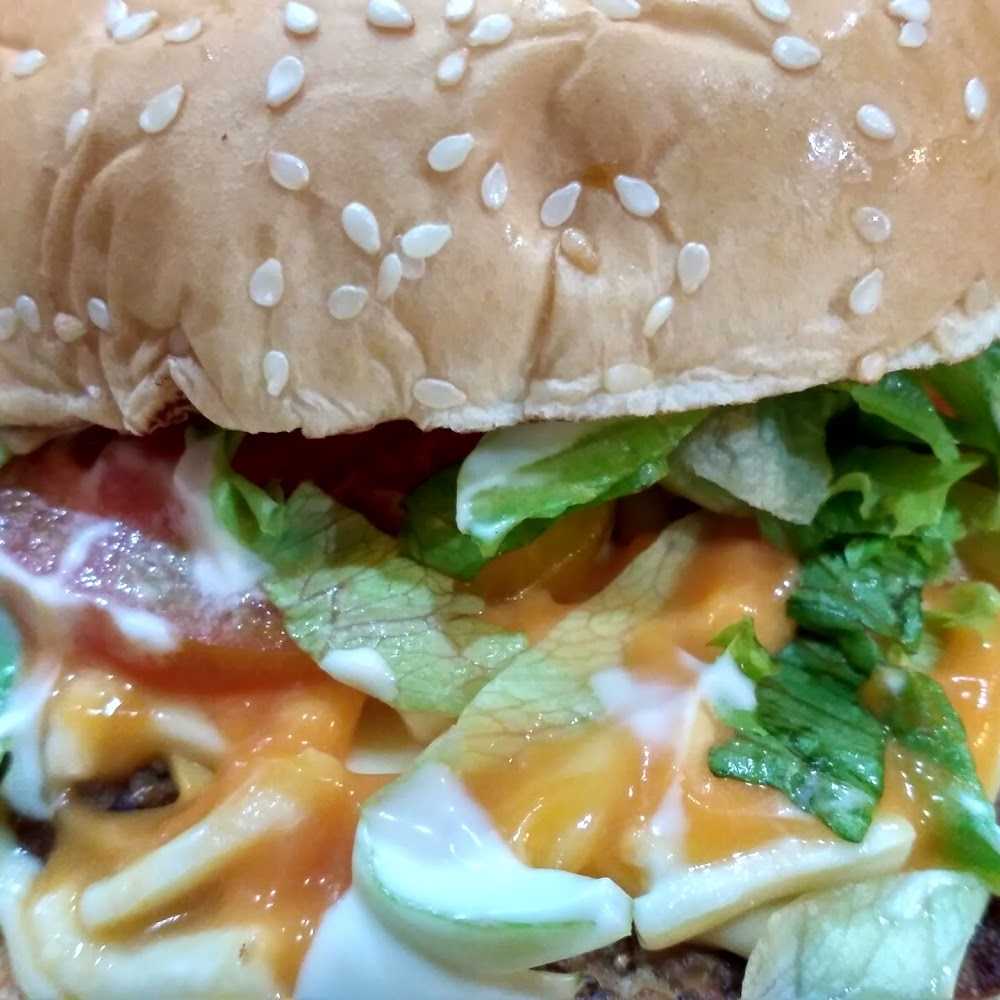 Kuliner Rumah Putih