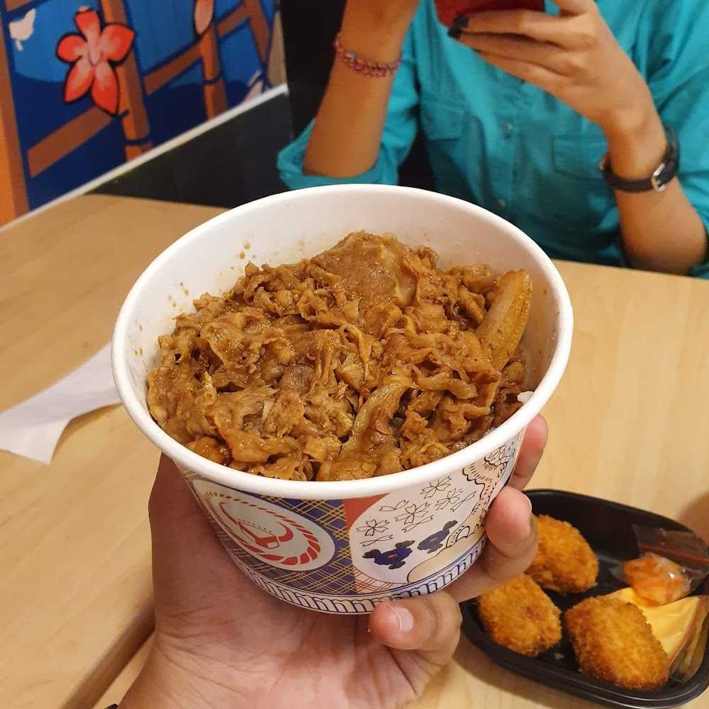 Kuliner Warung Sari Manis
