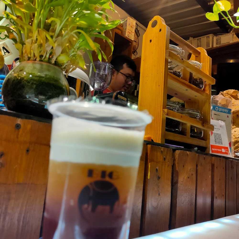 Kuliner Gerai Es Teler 77 Plaza Ambarukmo