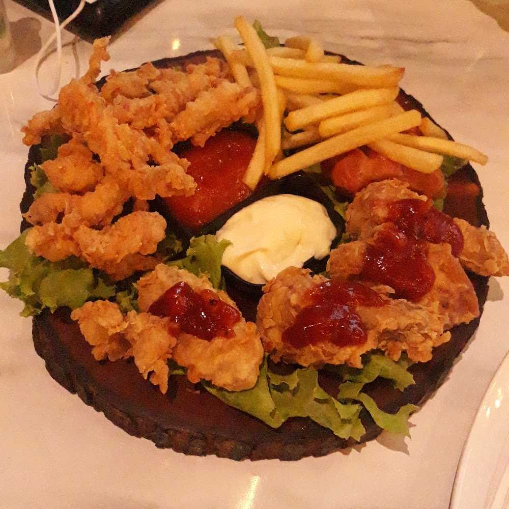 Kuliner Menantea Surabaya Imam Bonjol  Kartini