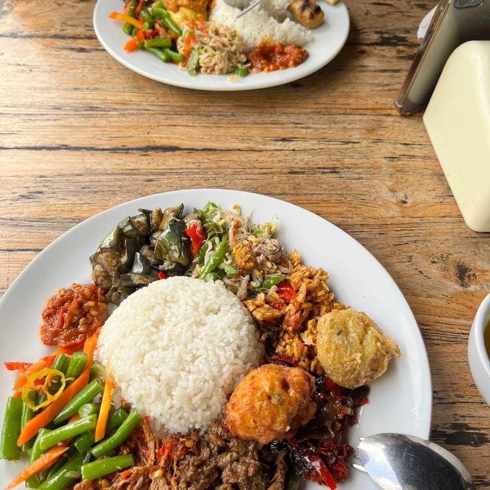 Kuliner Rumah Makan Kedaton Ubud