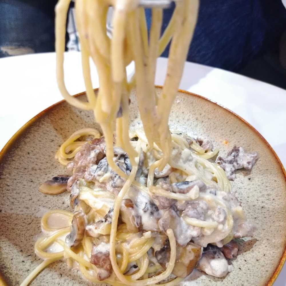 Kuliner Menantea Surabaya Imam Bonjol  Kartini