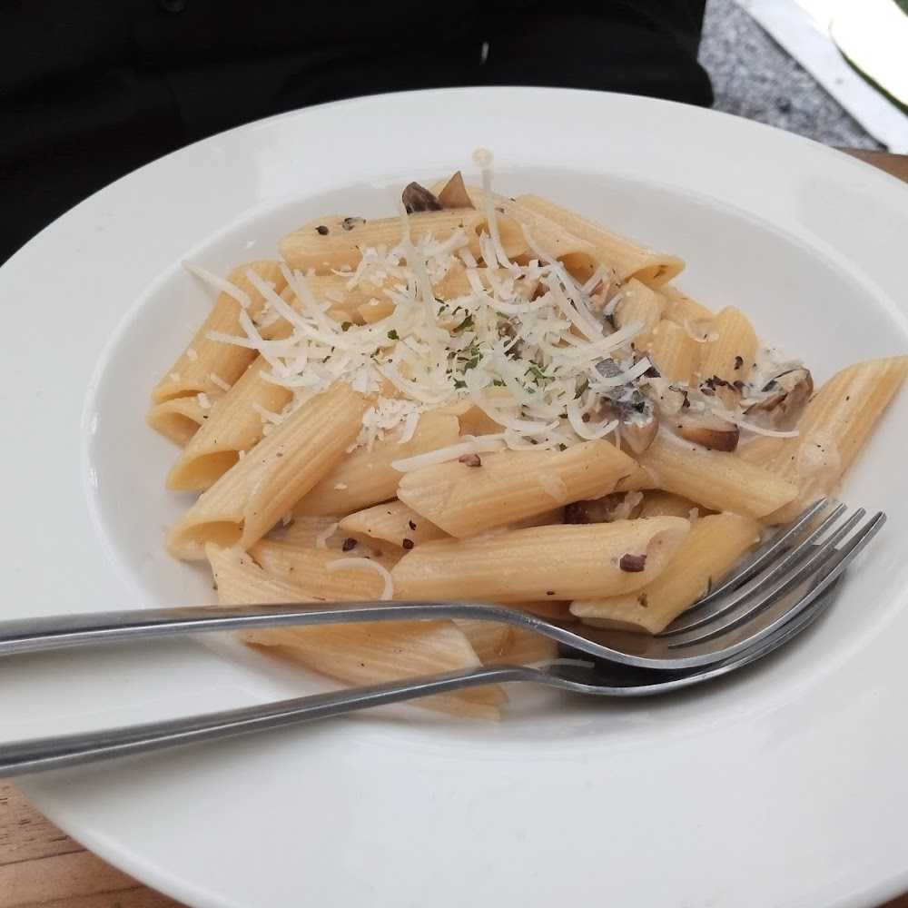 Kuliner Gerai Es Teler 77 Plaza Ambarukmo