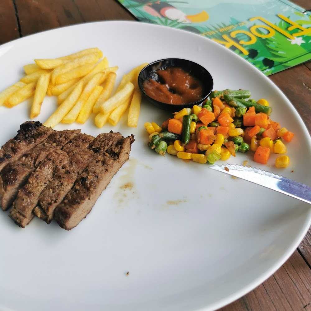 Kuliner Flock cafe surabaya