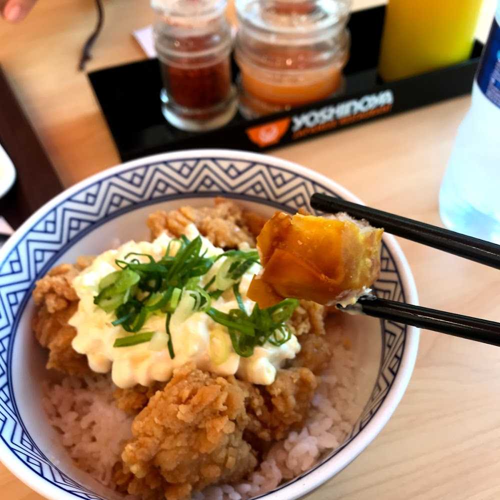 Kuliner MIXUE MT. Haryono Semarang
