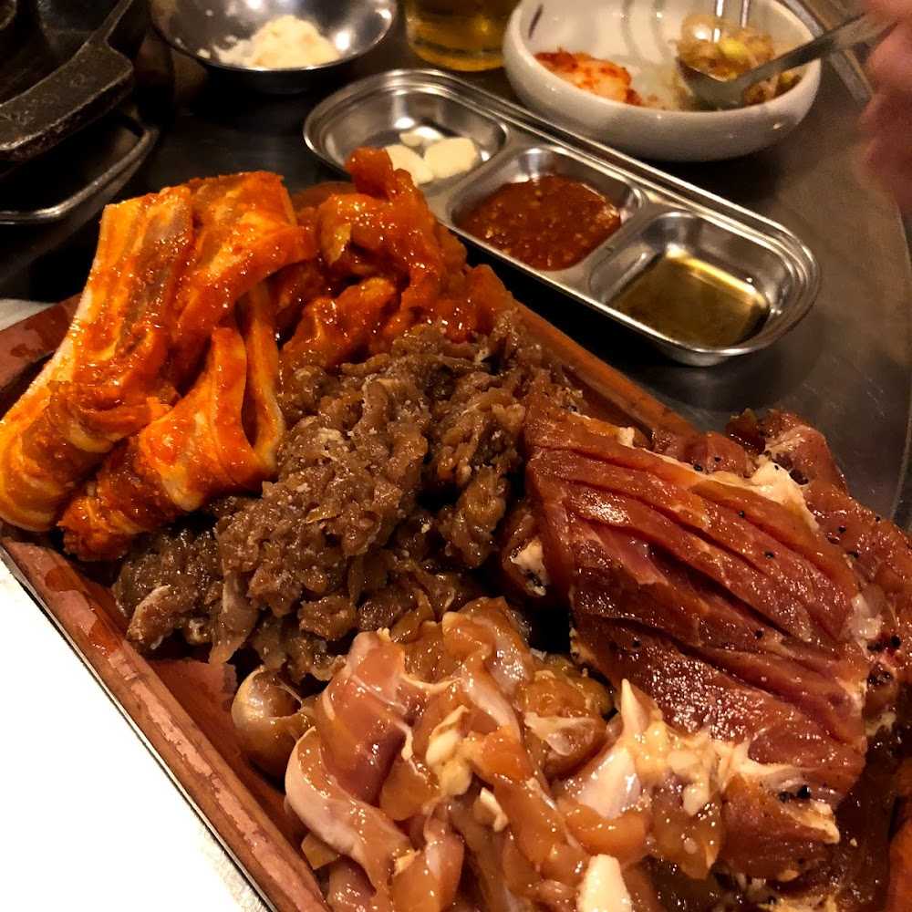 Kuliner Don Dae Bak Restaurant
