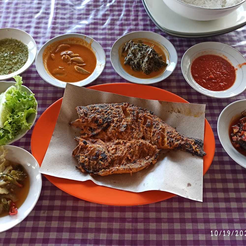 Kuliner Rumah Makan Fuja