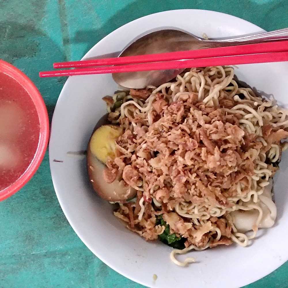 Kuliner Mie pangsit aliang