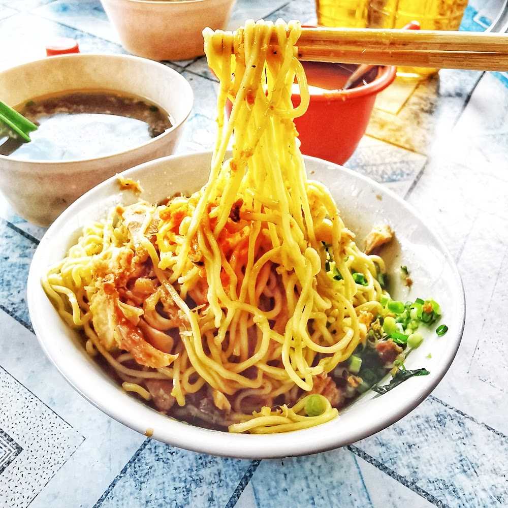 Kuliner Menantea alam sutera