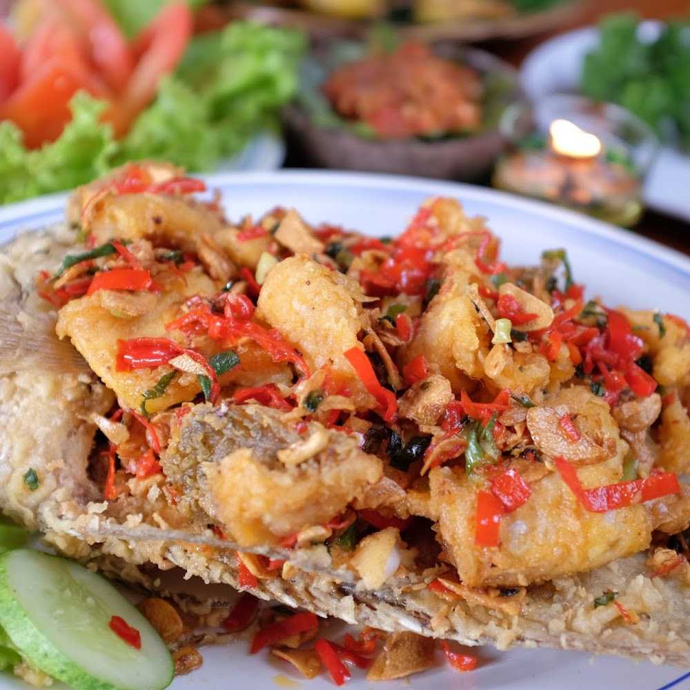 Kuliner Sahabat Mixue Grand Galaxy Bekasi