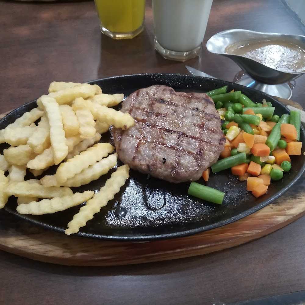 Kuliner Cozy Cafe & Resto